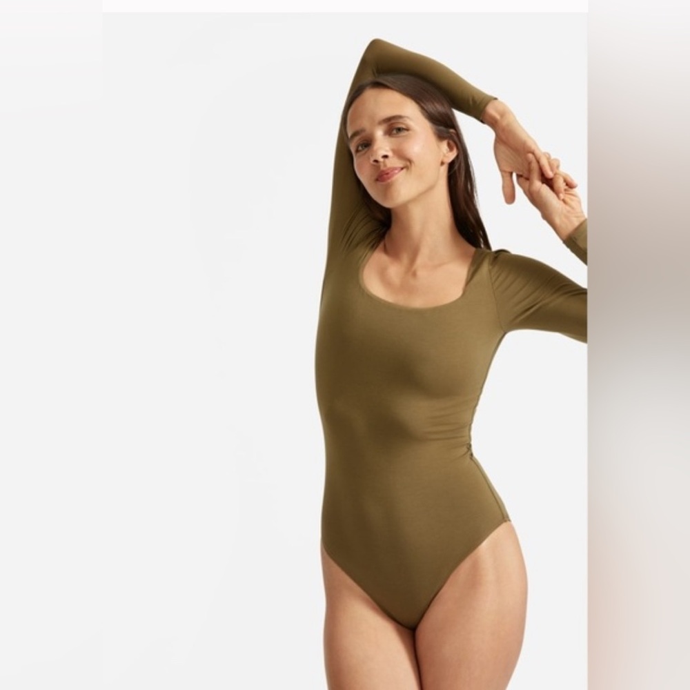Everlane The Long-Sleeve Supima Square-Neck Bodysuit Small S